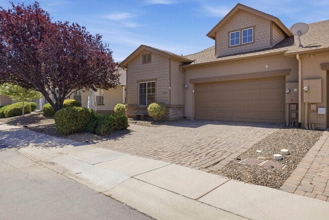Building Photo - 12683 E Viento St Unit 1