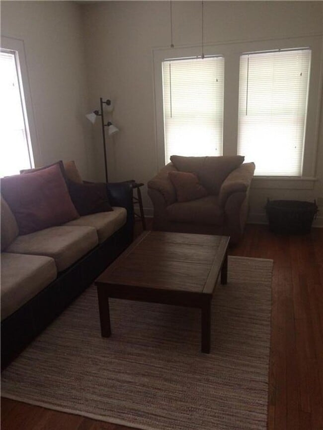 Photo - Charming Duplex - Heart of West Campus