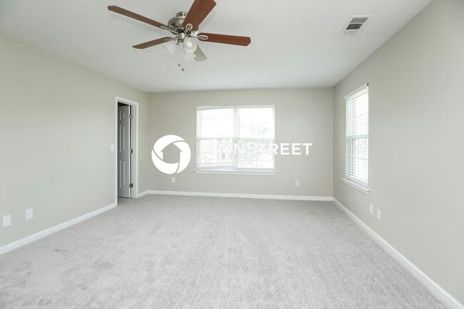Photo - 4 Bedroom Pet-Friendly Home in Cartersville, GA with Main Street Renewal