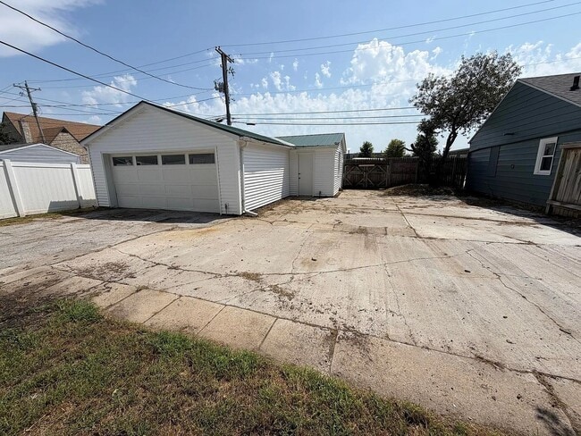 3131 Ave A