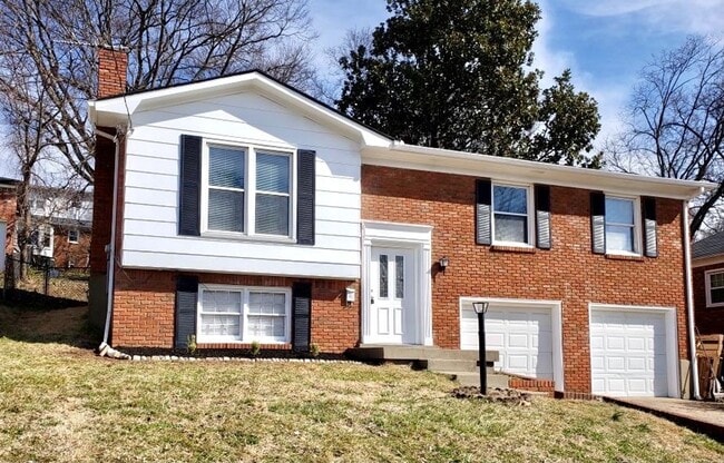 Building Photo - 3311 Mid Dale Ln