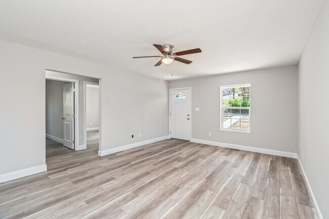 2533 Adair Ave