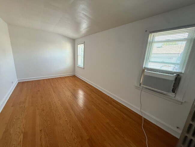 Photo - 5445 N Lotus Ave Unidad A
