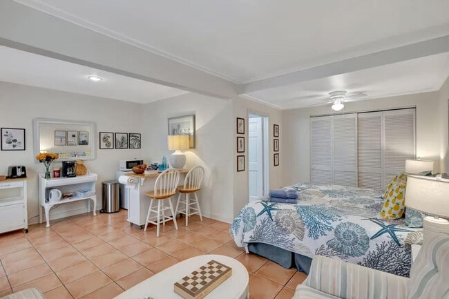 Building Photo - 516 28th St Unit ID1462685P