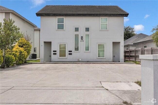 Building Photo - 420 W Chavez St Unit 1 Rental