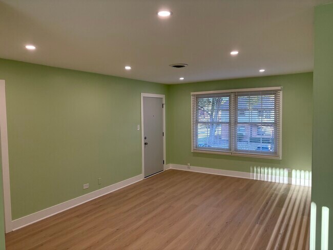 Photo - 235 Washington Square Unit C