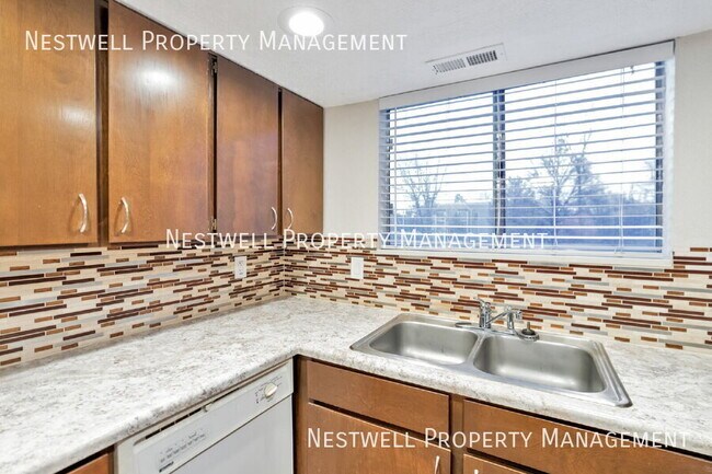 Photo - 4630 Quail Park Dr Unit D