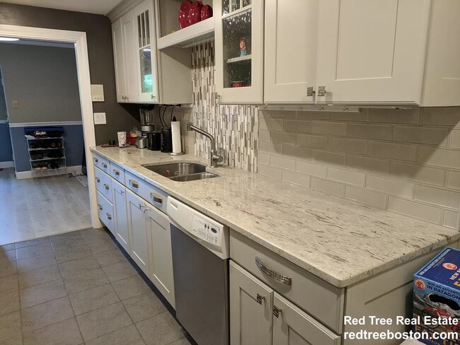 Photo - 53 Angleside Rd Unit 1