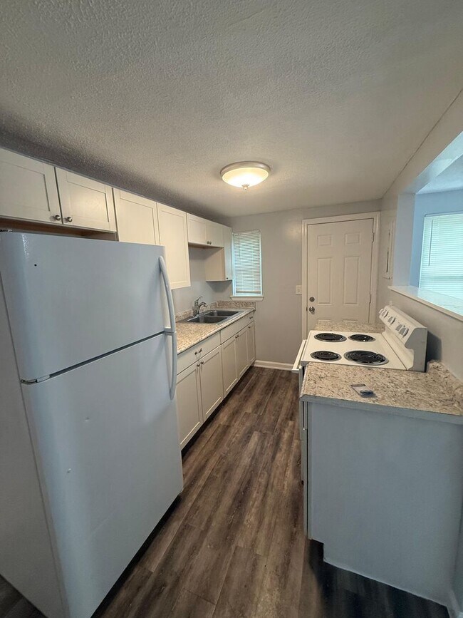 1803/1805 W 44th. St.