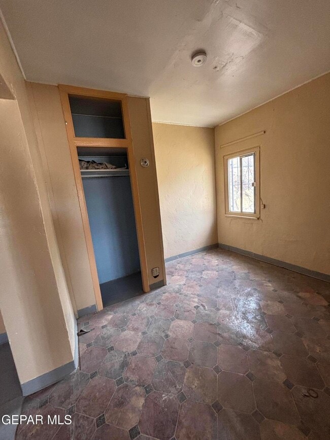 Photo - 4000 1/2 Sacramento Ave