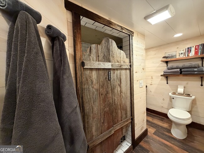 Photo - 85 Dixieland Ln