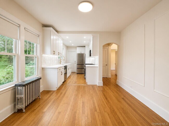 Photo - 42 Crestview St Unit 2