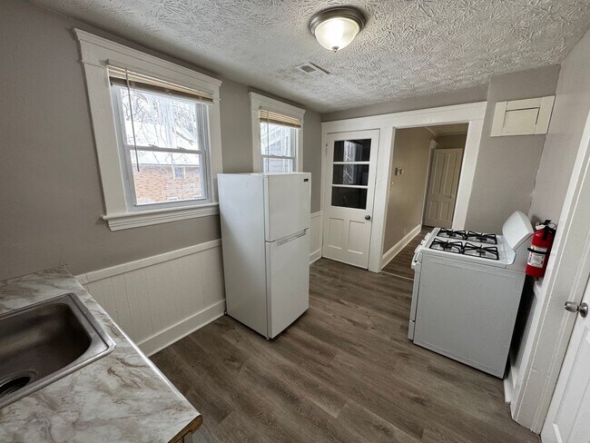 Photo - 3026 Monroe Ave Unidad 5