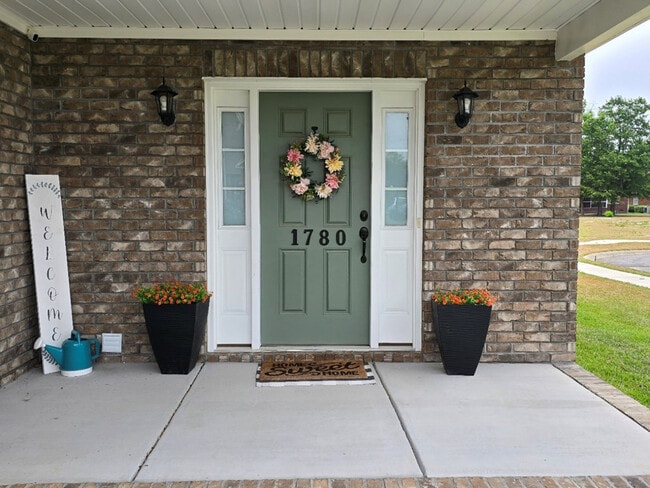 Photo - 1780 Titanic Ct