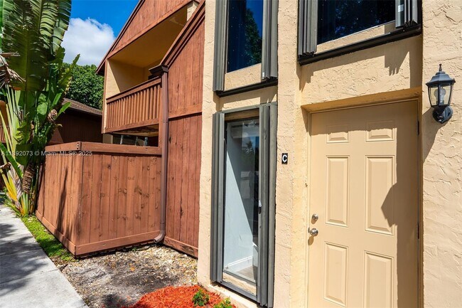 Photo - 6211 SW 116th Pl