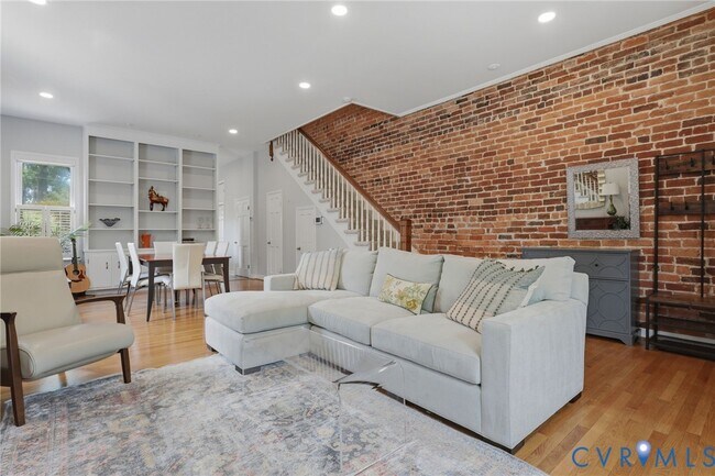 Photo - 404 N Shields Ave