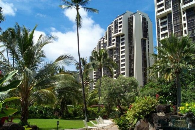 Building Photo - 521 Hahaione St Unit 2-8D Rental