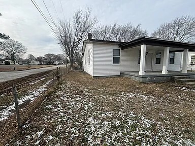 Photo - 500 N 3 1/2 Ave
