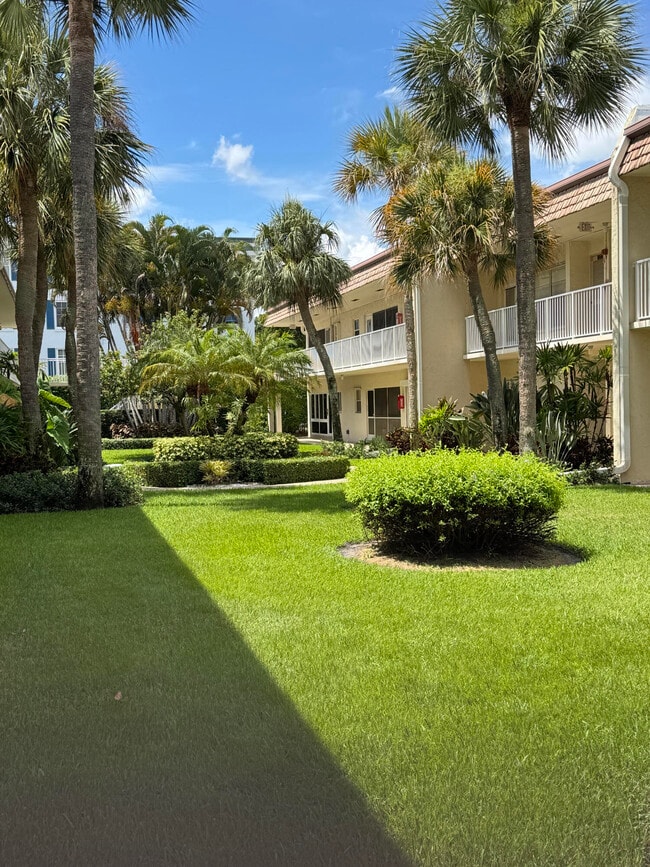 Photo - 640 Snug Harbor Dr Unit F6