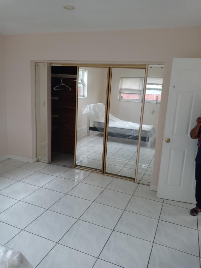 Photo - 701 SW 4th St