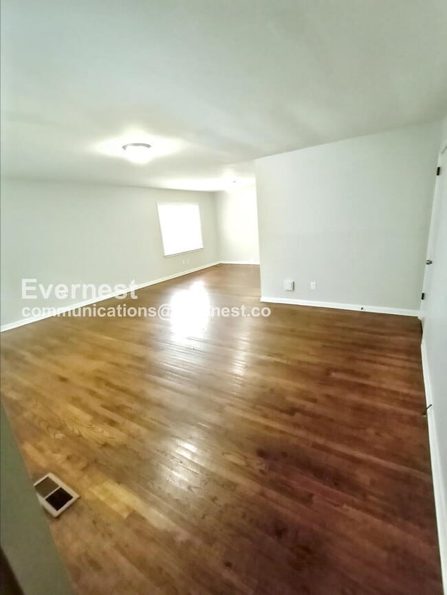 Photo - 961 Elizabeth Dr