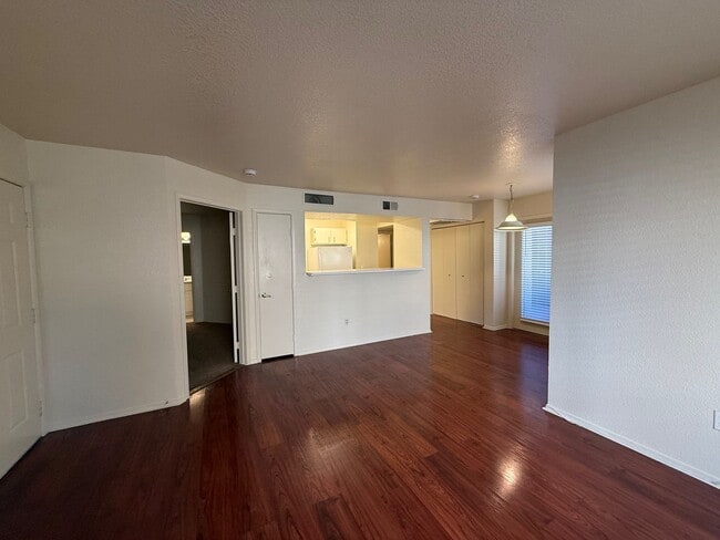 Photo - TWO BEDROOM TWO BATH GROUND FLOOR CORNER C... Unit 1128
