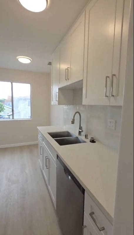 Photo - 1134 E Doran St Unidad 6