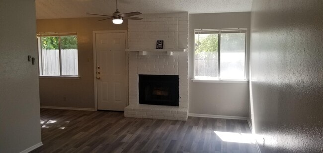 Photo - 1109 Wales Dr