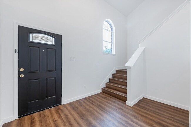 Photo - 11703 N Perry Ave