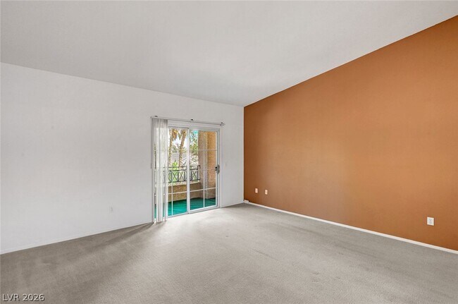 Photo - 10552 Pine Pointe Ave Unit 204