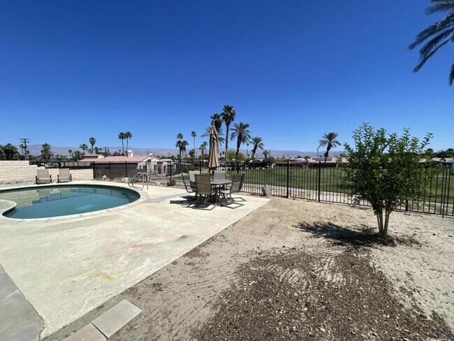 Photo - 43400 Illinois Ave