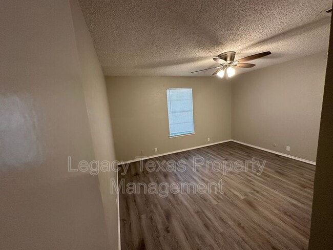 Photo - Apt A 1116 N Nolan River Rd - Apt A Unit Apt A