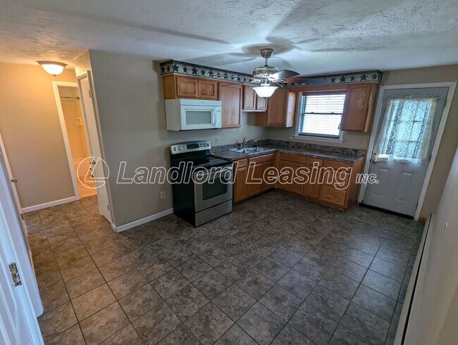 Photo - Beautifully Maintained Brick Duplex