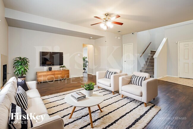 Photo - 1202 Jewel Ln