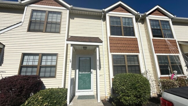 Building Photo - 8189 Baltimore Ave Unit 7C