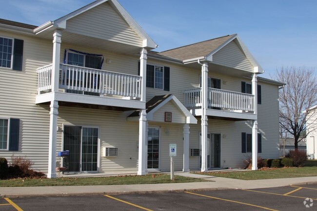 Exterior - Stoneridge Apartments