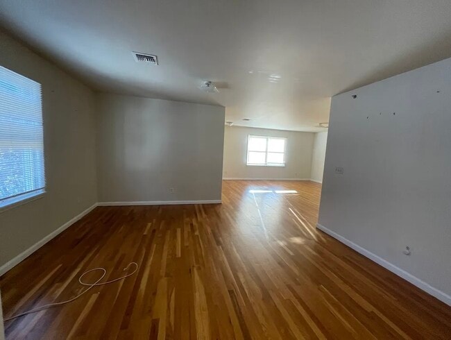 120 South St Unit 3