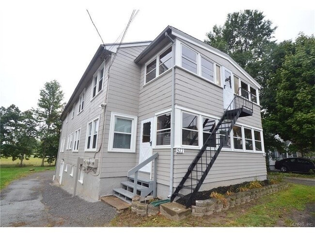 Building Photo - 575 Ridge Rd Rental