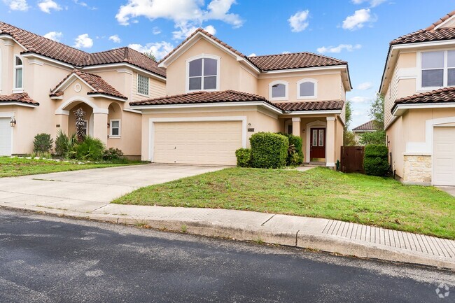 Building Photo - 3 Bedroom/2.5 Bath Villas at Canyon Golf S... Rental