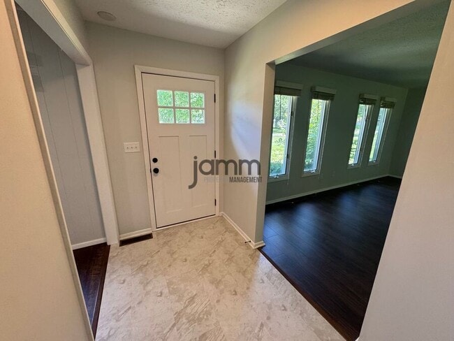 Photo - 5250 Mills Creek Ln