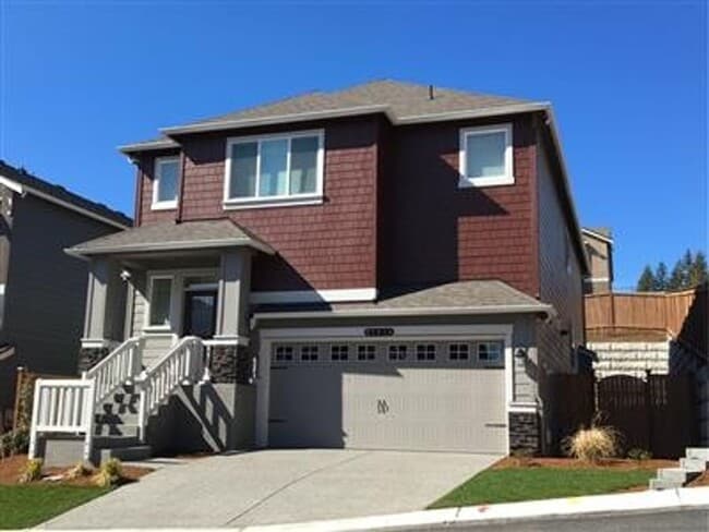 Building Photo - Gorgeous Maple Valley Home!
