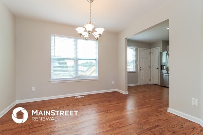 Photo - 120 Villa Ridge Dr