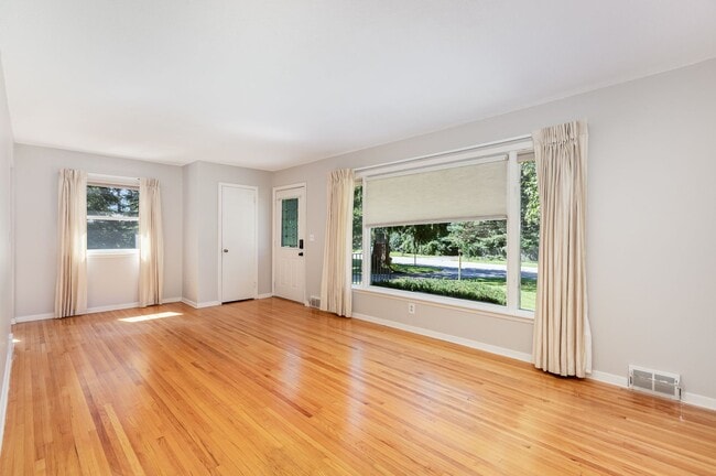 Photo - 4 Bed | 2 bath House in Andover School Dis...