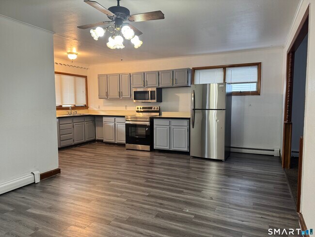 Photo - 704 Highland Ave Unit 1