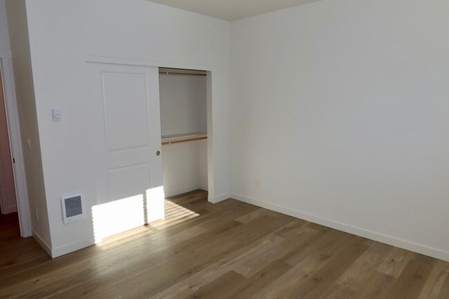 3bed/2.5bath Bedroom