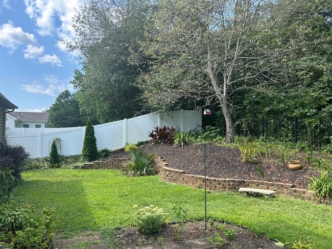 Photo - 2807 Oakleigh Twp Dr