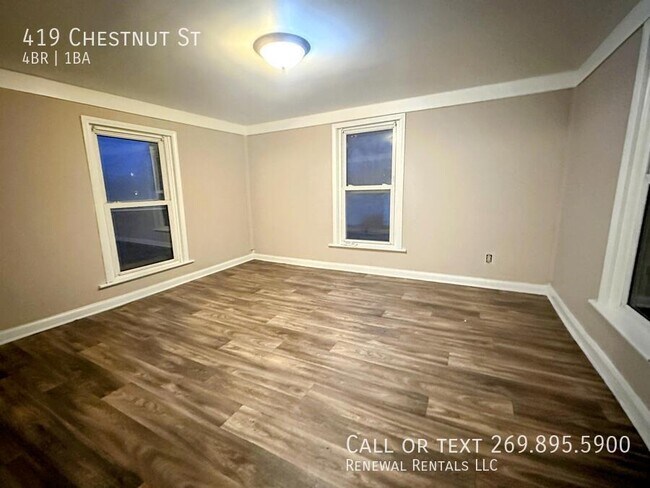 Photo - 419 Chestnut St