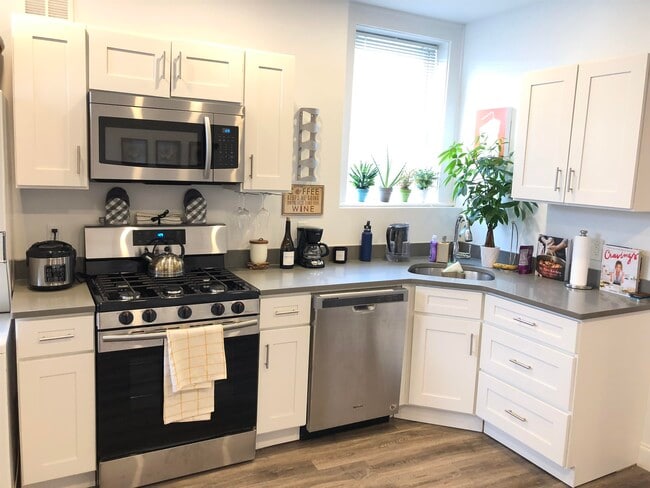 Photo - 81 Glenridge Ave Unit 1