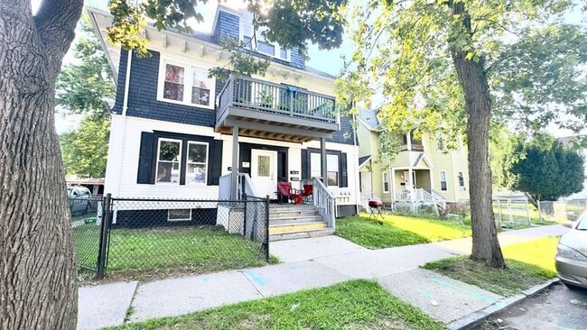 Building Photo - 53 Wilbraham Ave Unit 1L Rental