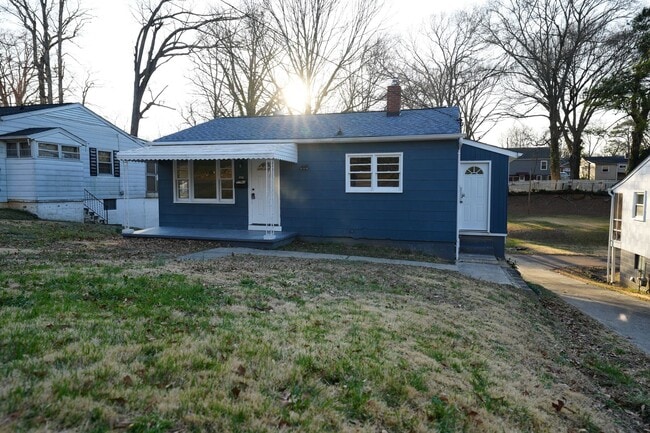 Photo - 2632 Patria St